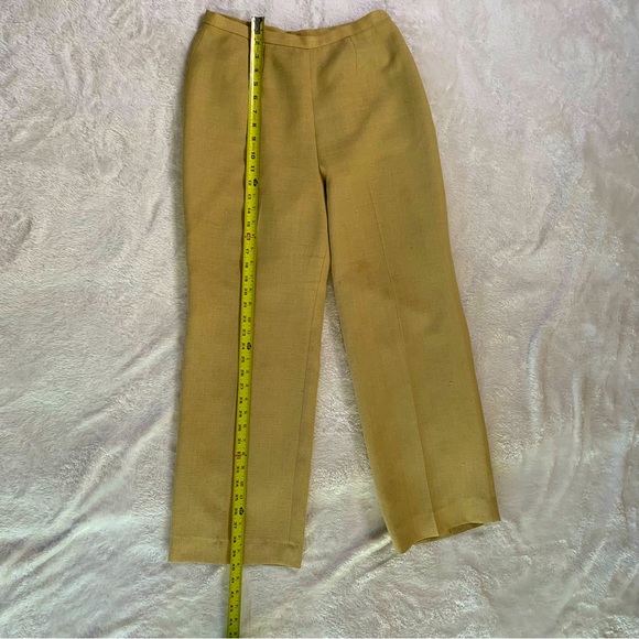 Yellow one-button two -piece LeSuit Pant Suit - Picture 4 of 9